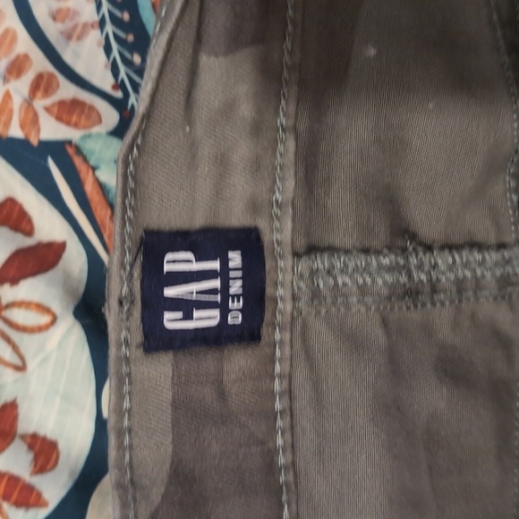 Gap Denim jeans 1969 size 12 woman’s true skinny. - Picture 4 of 5